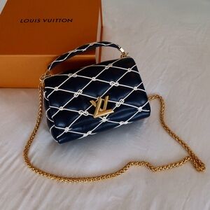 Louis Vuitton GO-14 MM bag brand new never worn